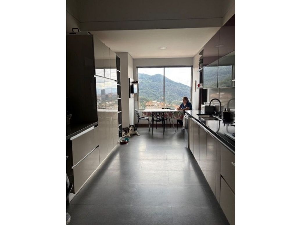 Apartamento de 4 alcobas en venta en Usaquén, Bogotá, 420 m² · foto 15 de 15