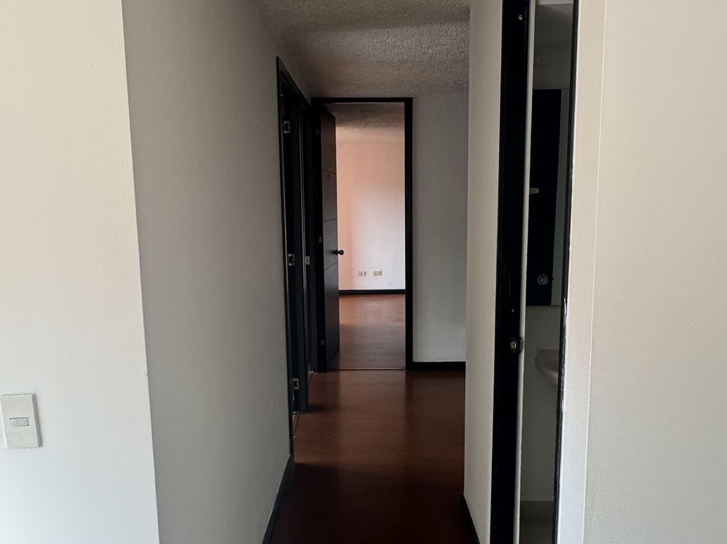 Apartamento de 3 alcobas en venta en El Tintal, Bogotá, 75 m² · foto 5 de 20