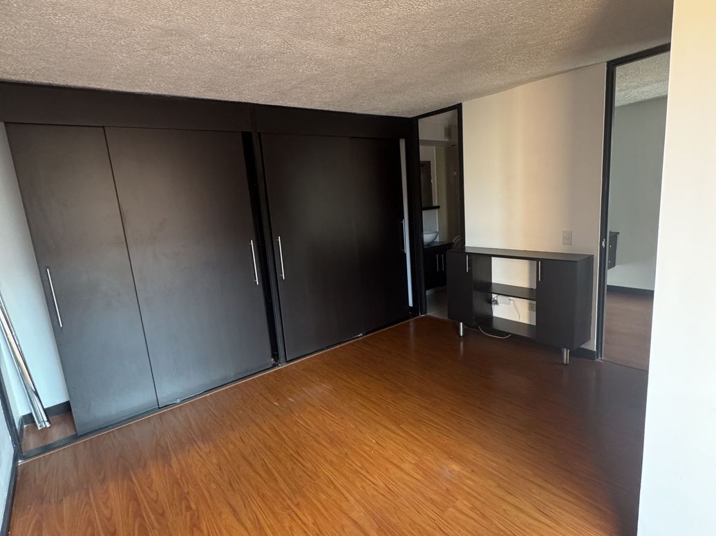 Apartamento de 3 alcobas en venta en El Tintal, Bogotá, 75 m² · foto 9 de 20