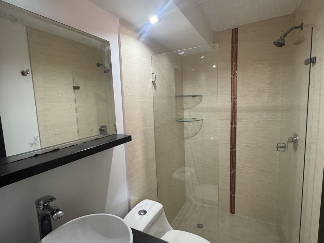 Apartamento de 3 alcobas en venta en El Tintal, Bogotá, 75 m² · foto 3 de 20