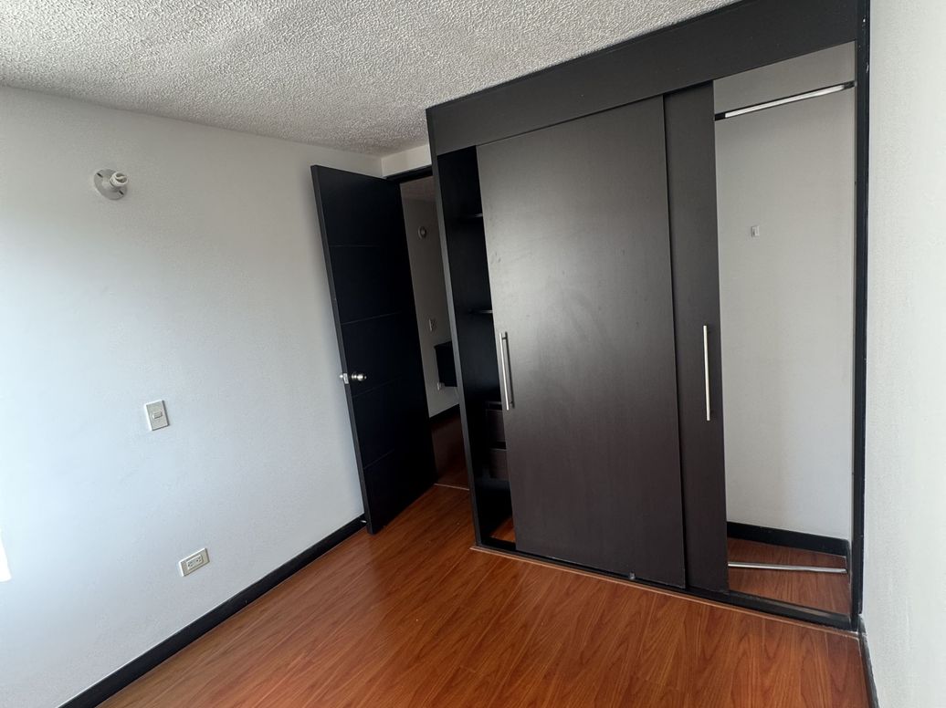 Apartamento de 3 alcobas en venta en El Tintal, Bogotá, 75 m² · foto 10 de 20