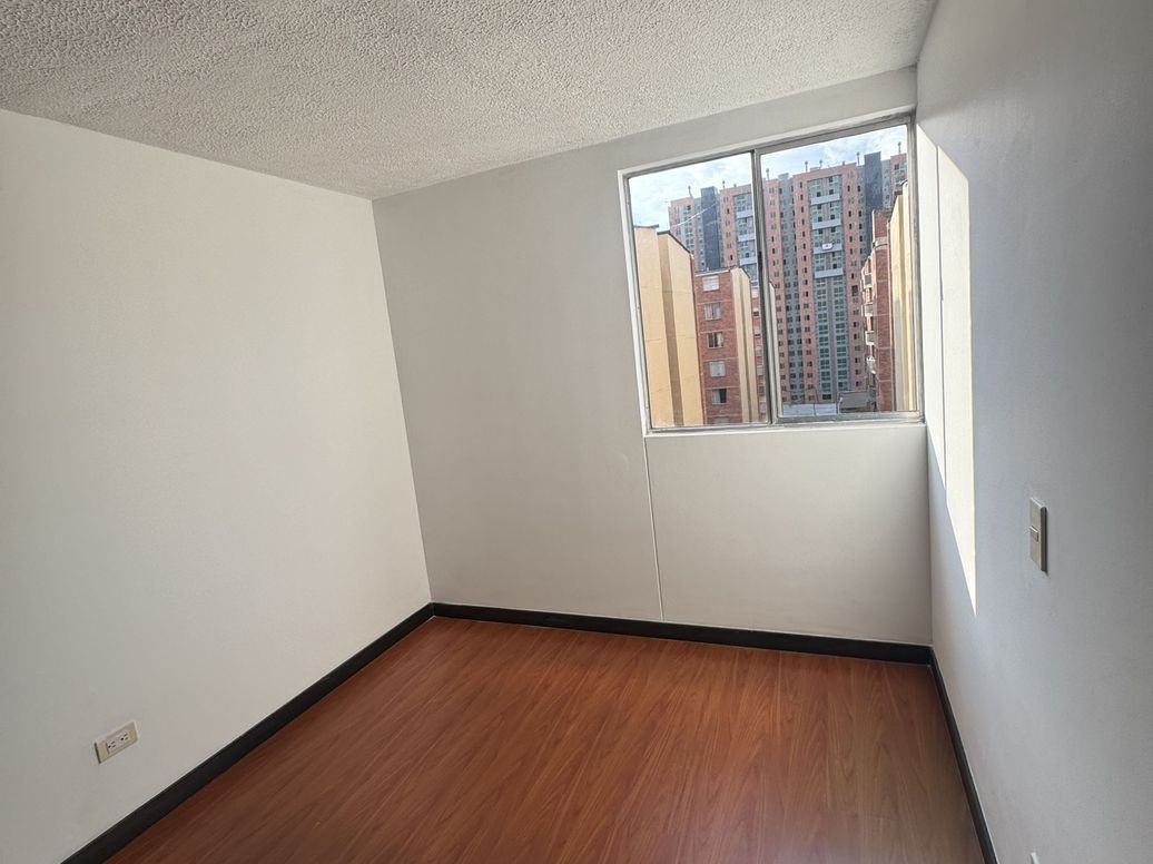Apartamento de 3 alcobas en venta en El Tintal, Bogotá, 75 m² · foto 8 de 20