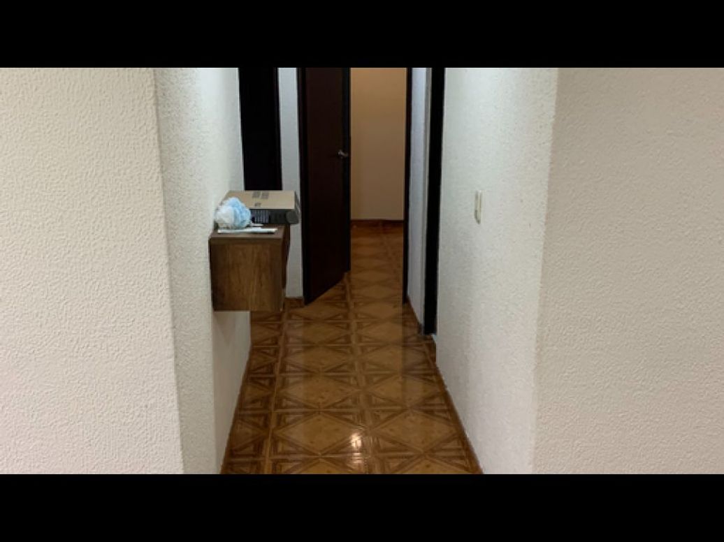 Apartamento de 3 alcobas en venta en Toberin, Bogotá, 58 m² · foto 3 de 6