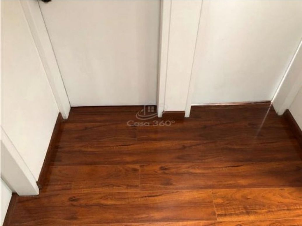 Casa de 4 alcobas en venta en Polo Club, Bogotá, 230 m² · foto 3 de 13