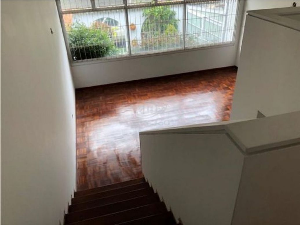 Casa de 4 alcobas en venta en Polo Club, Bogotá, 230 m² · foto 4 de 13