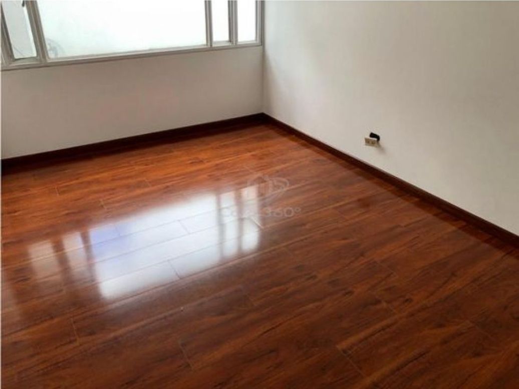 Casa de 4 alcobas en venta en Polo Club, Bogotá, 230 m² · foto 7 de 13