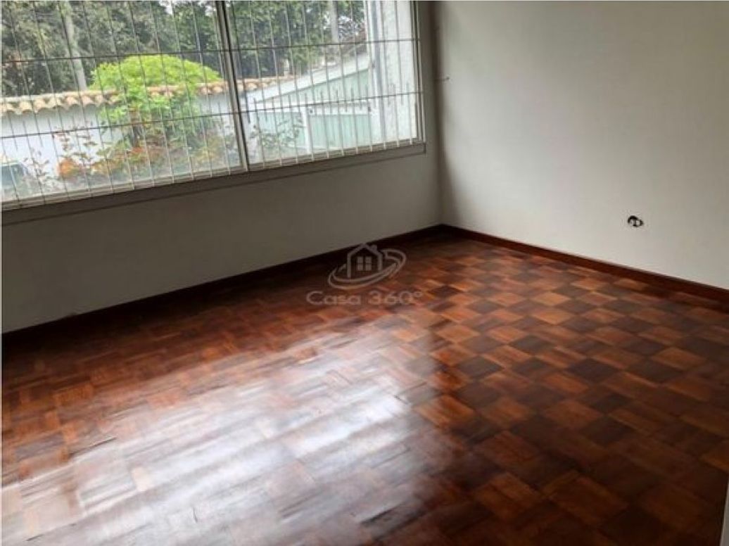 Casa de 4 alcobas en venta en Polo Club, Bogotá, 230 m² · foto 10 de 13