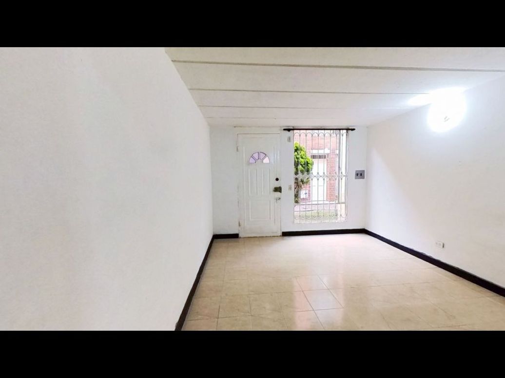 Casa de 2 alcobas en venta en Tibabuyes, Bogotá, 50 m² · foto 3 de 20