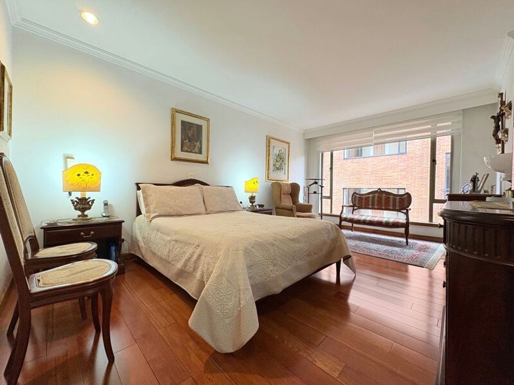 Apartamento de 3 alcobas en venta en Santa Bibiana, Bogotá, 180 m² · foto 7 de 15