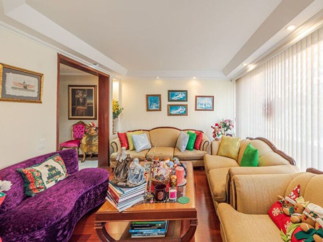 Apartamento de 4 alcobas en venta en Santa Barbara Occidental, Bogotá, 150 m² · foto 5 de 20