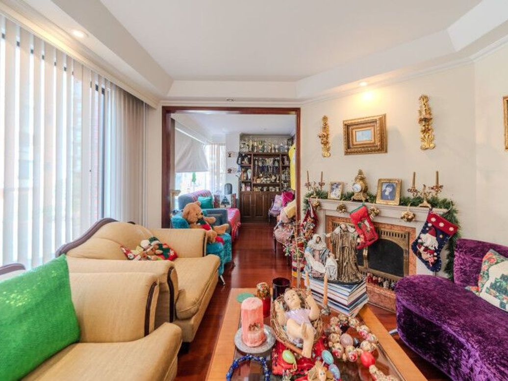 Apartamento de 4 alcobas en venta en Santa Barbara Occidental, Bogotá, 150 m² · foto 4 de 20