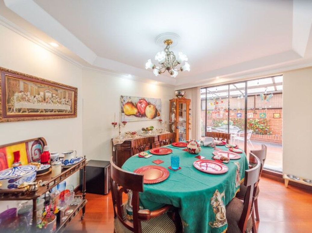 Apartamento de 4 alcobas en venta en Santa Barbara Occidental, Bogotá, 150 m² · foto 13 de 20