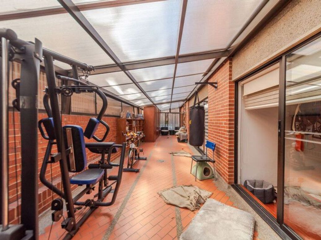 Apartamento de 4 alcobas en venta en Santa Barbara Occidental, Bogotá, 150 m² · foto 16 de 20