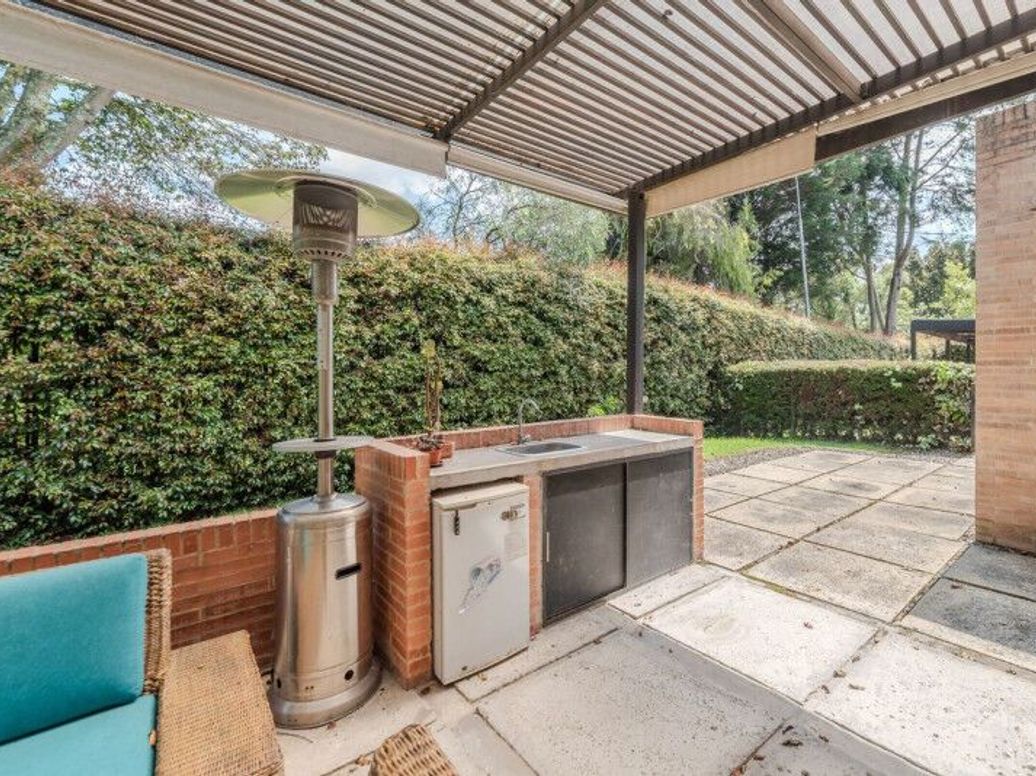 Casa de 4 alcobas en venta en Casa Blanca, Bogotá, 332 m² · foto 9 de 20