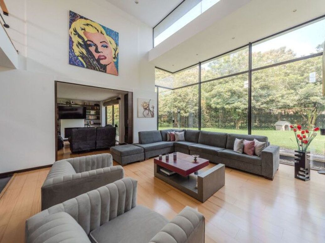 Casa de 4 alcobas en venta en Casa Blanca, Bogotá, 332 m² · foto 2 de 20