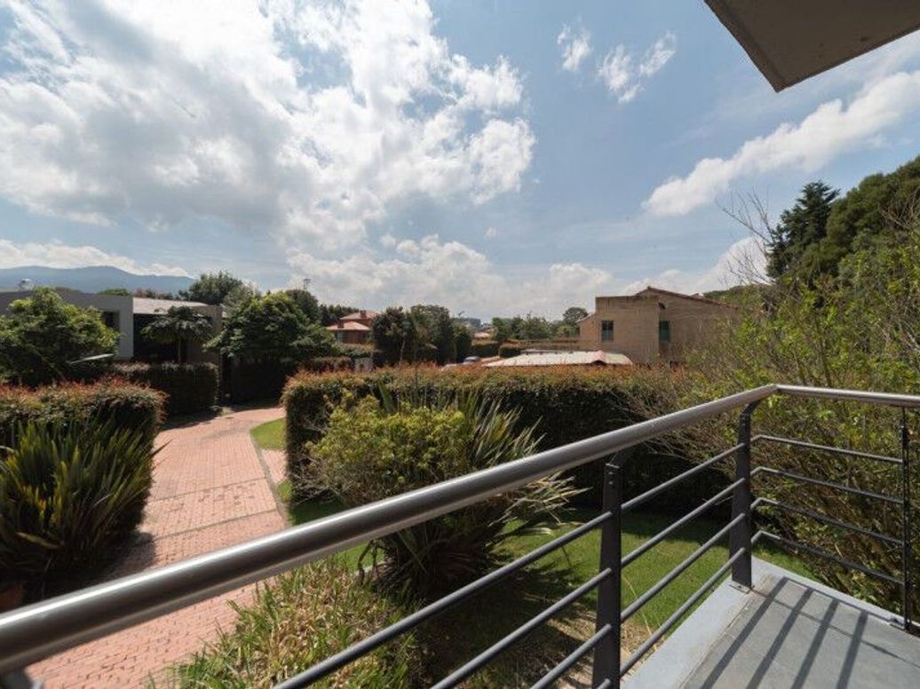 Casa de 4 alcobas en venta en Casa Blanca, Bogotá, 332 m² · foto 18 de 20
