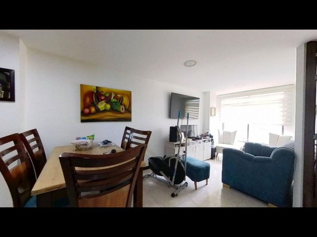Apartaestudio en venta en La Granja, Bogotá, 73 m² · foto 2 de 18