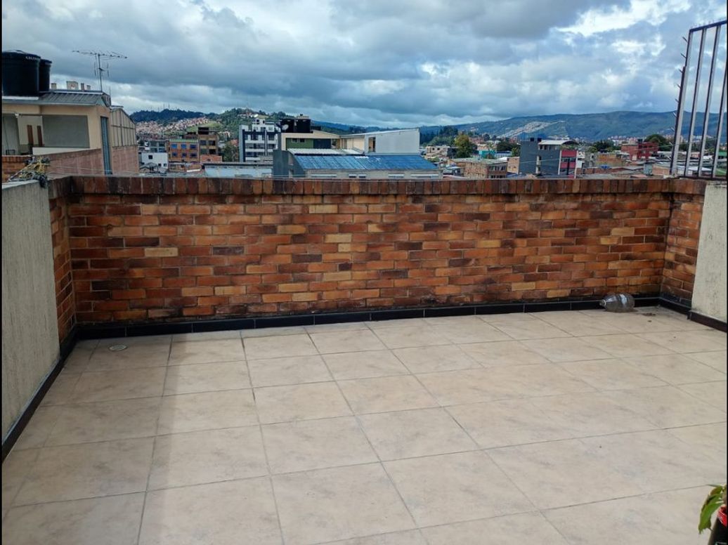 Apartaestudio en venta en La Granja, Bogotá, 73 m² · foto 17 de 18