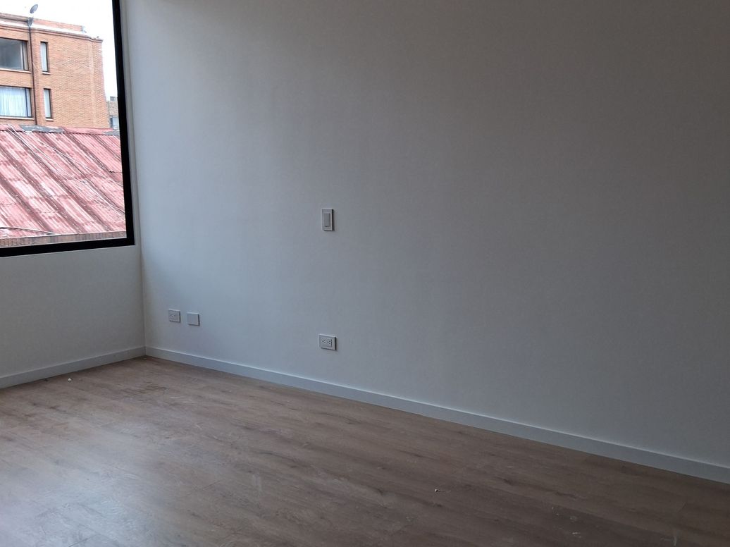Apartamento de 2 alcobas en venta en Cedritos, Bogotá, 87 m² · foto 5 de 11