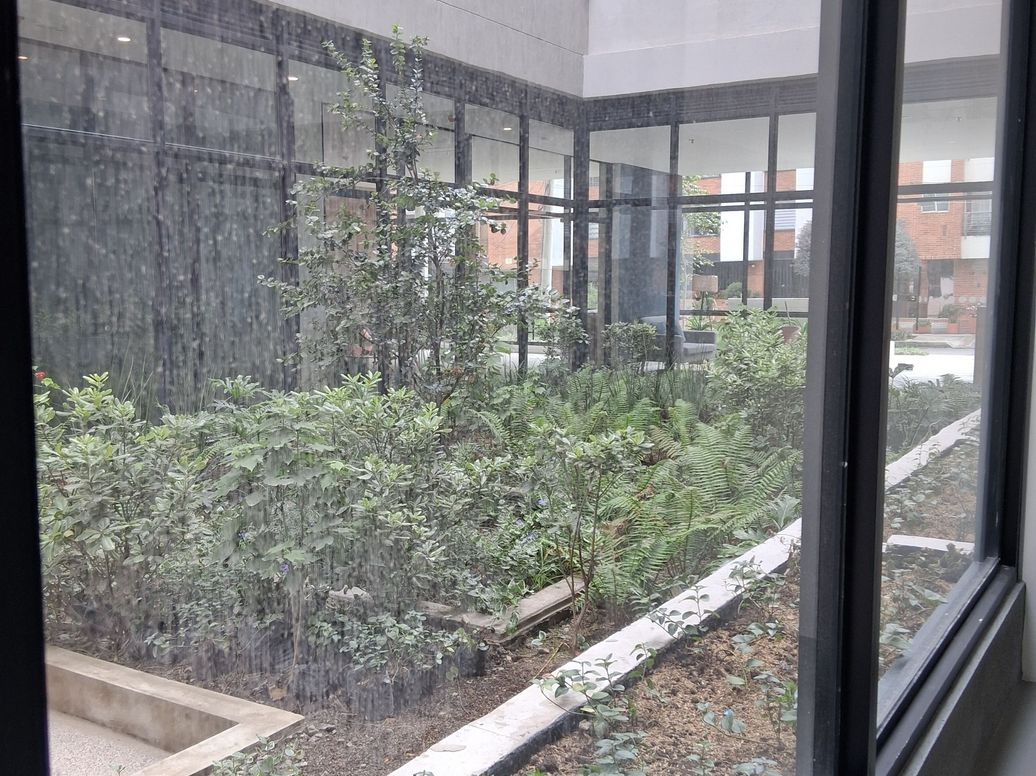Apartamento de 1 alcoba en venta en Cedritos, Bogotá, 63 m² · foto 3 de 14
