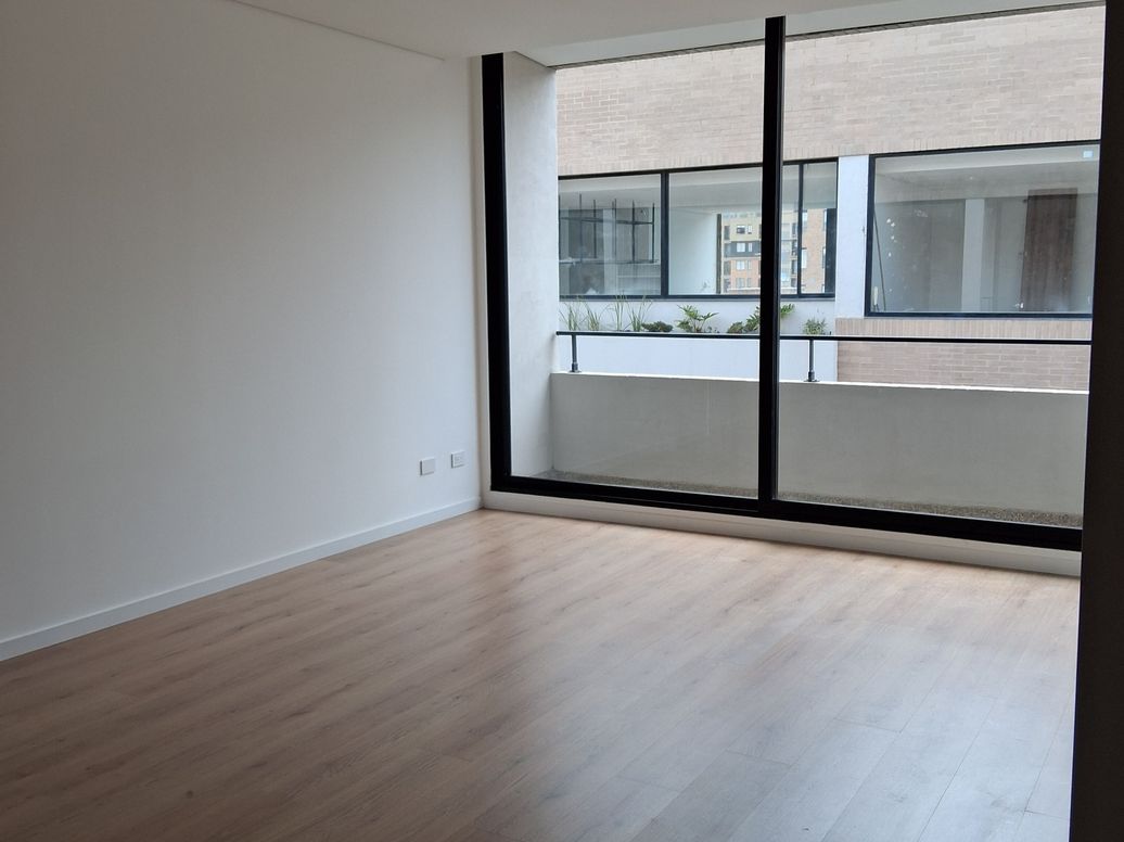 Apartamento de 1 alcoba en venta en Cedritos, Bogotá, 63 m² · foto 5 de 14