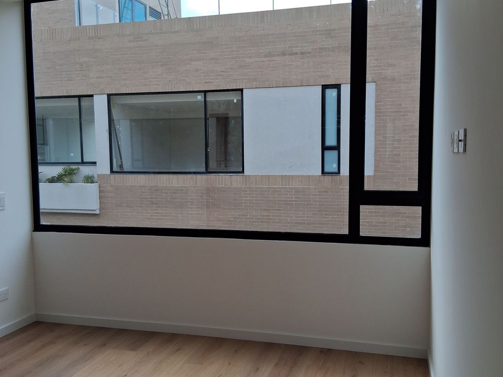 Apartamento de 1 alcoba en venta en Cedritos, Bogotá, 63 m² · foto 9 de 14