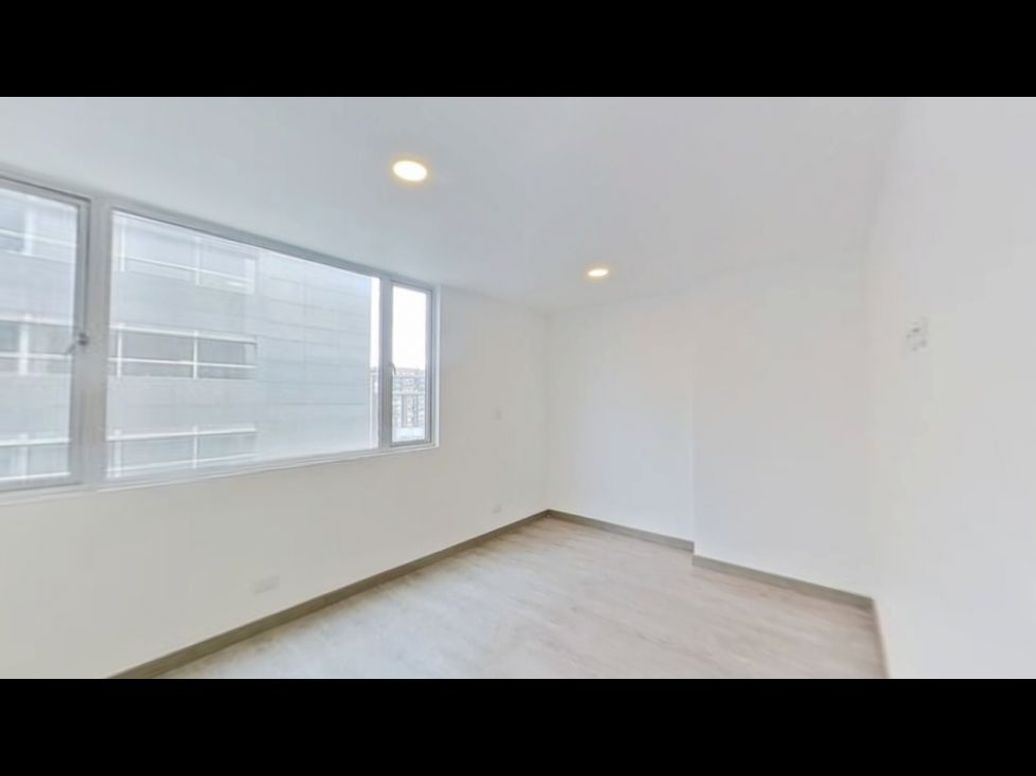 Apartamento de 2 alcobas en venta en La Castellana, Bogotá, 76 m² · foto 10 de 19