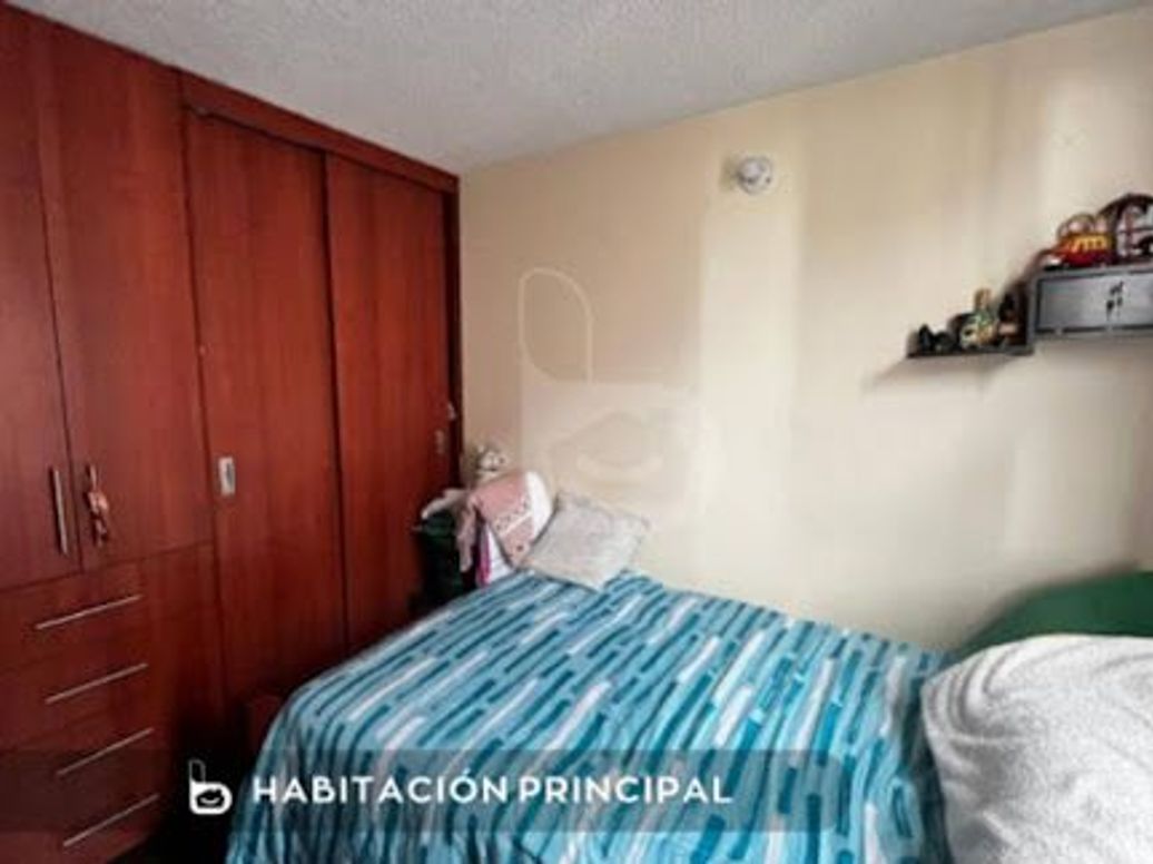 Apartamento de 2 alcobas en venta en Engativa Centro, Bogotá, 47 m² · foto 4 de 16