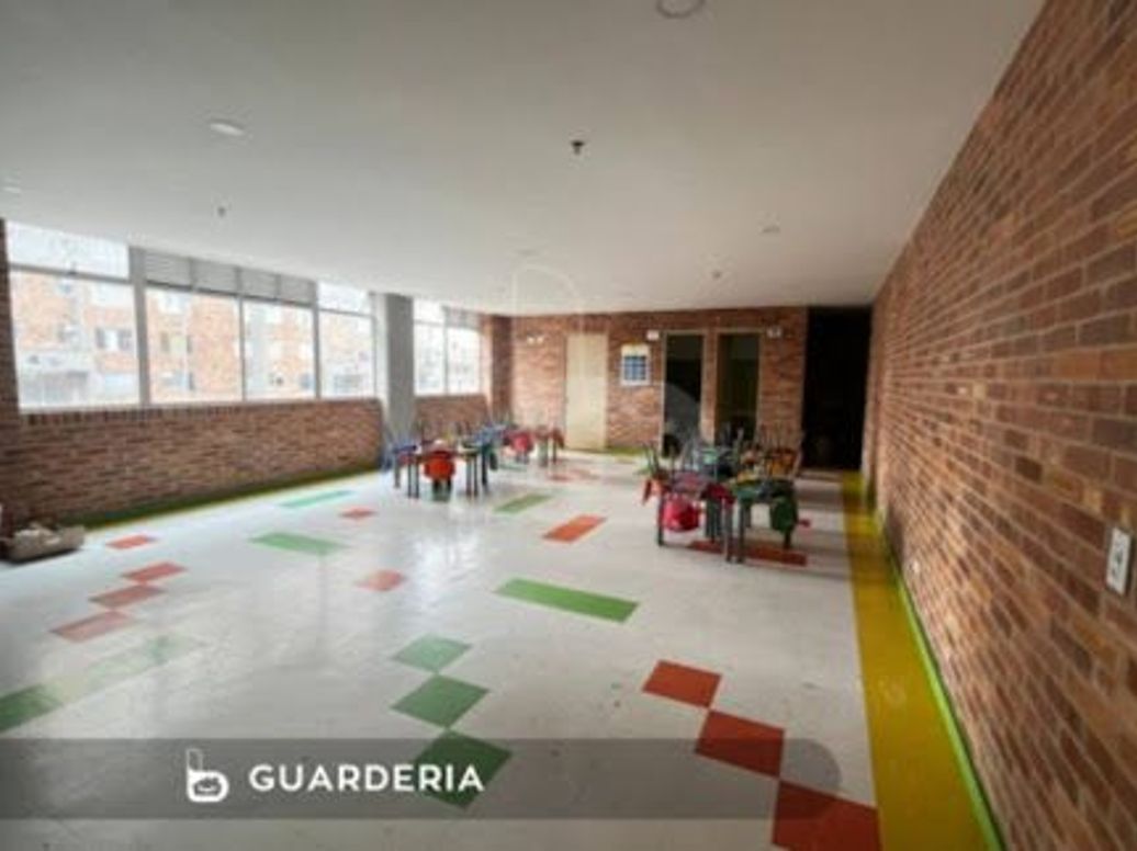 Apartamento de 2 alcobas en venta en Engativa Centro, Bogotá, 47 m² · foto 15 de 16