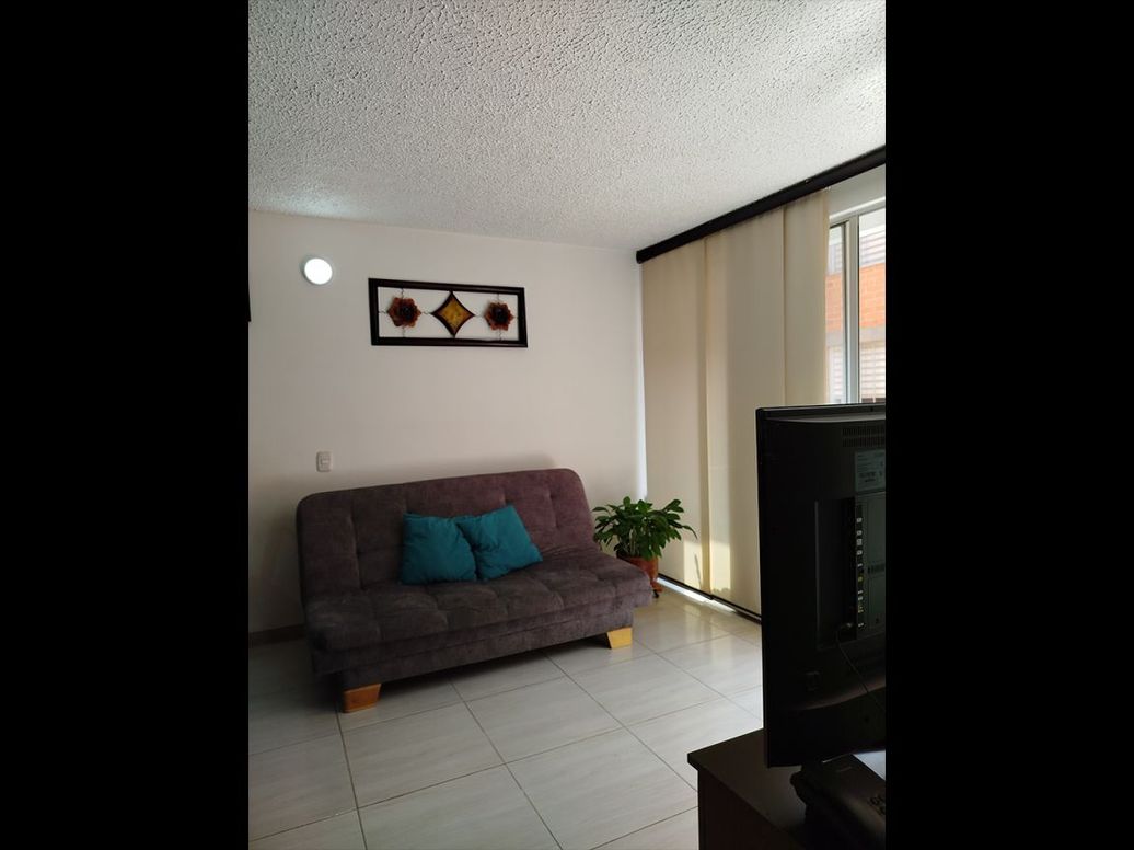 Apartamento de 2 alcobas en venta en Multifamiliar Las Brisas, Bogotá, 44 m² · foto 8 de 20