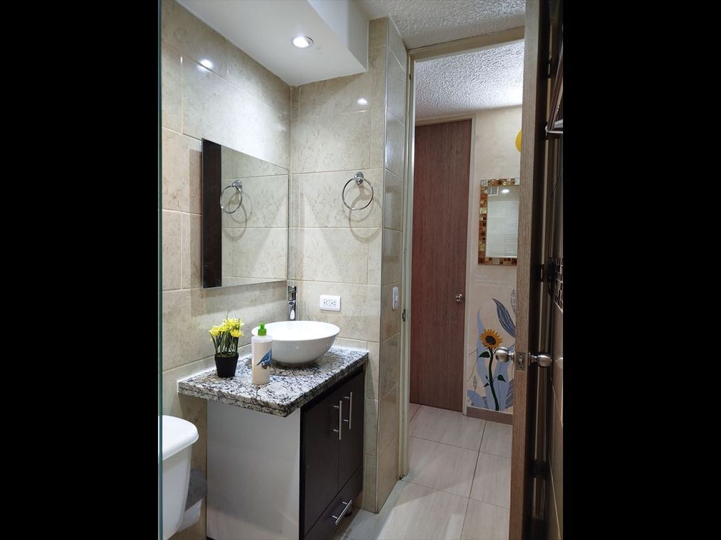 Apartamento de 2 alcobas en venta en Multifamiliar Las Brisas, Bogotá, 44 m² · foto 14 de 20