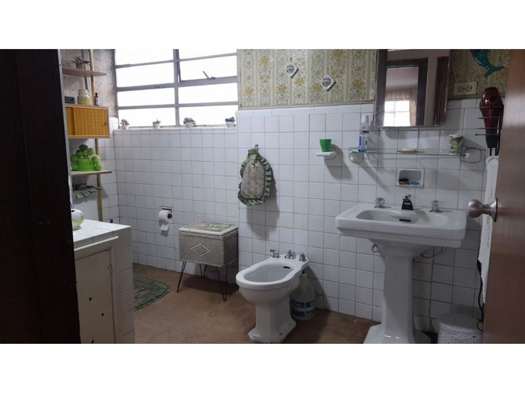 Casa de 5 alcobas en venta en La Soledad, Bogotá, 317 m² · foto 14 de 15