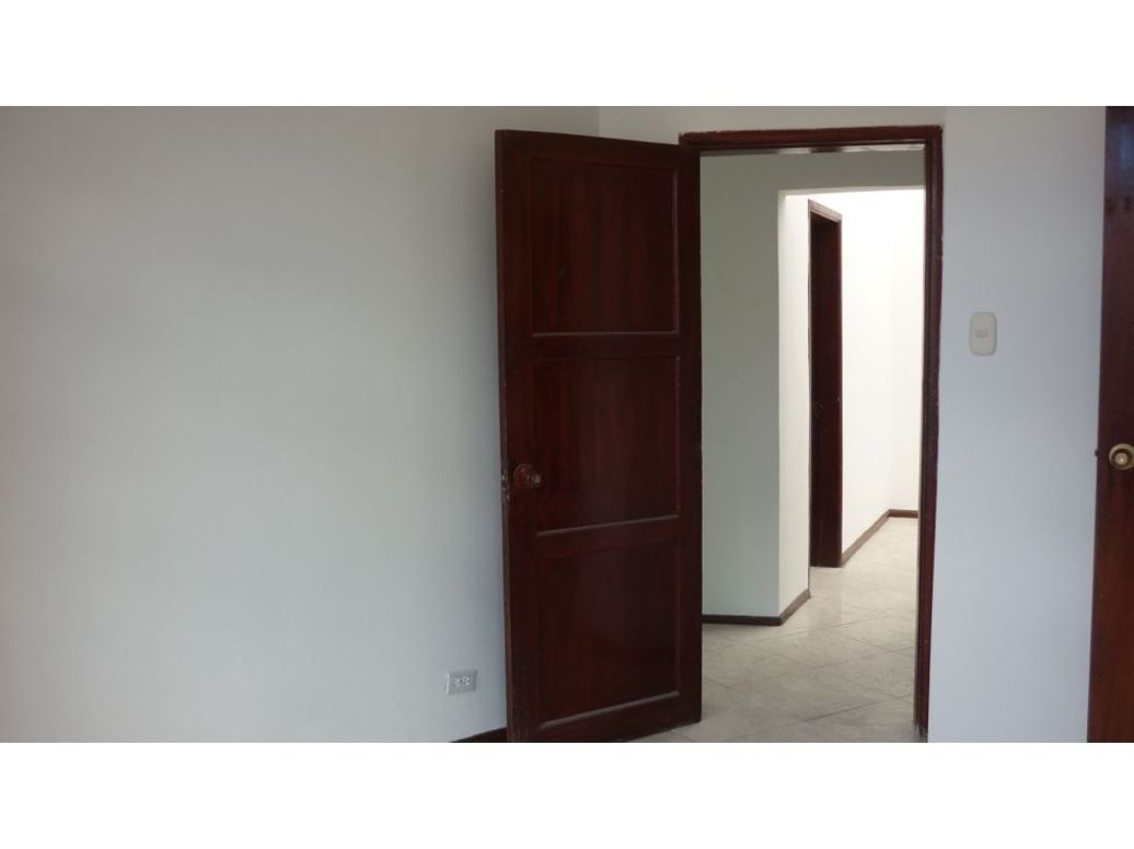 Casa de 5 alcobas en venta en Palermo, Bogotá, 190 m² · foto 8 de 17