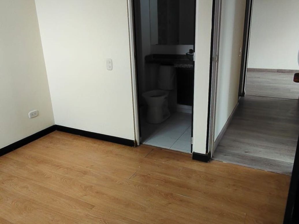 Apartamento de 3 alcobas en venta en Ub. Renania, Bogotá, 57 m² · foto 8 de 19