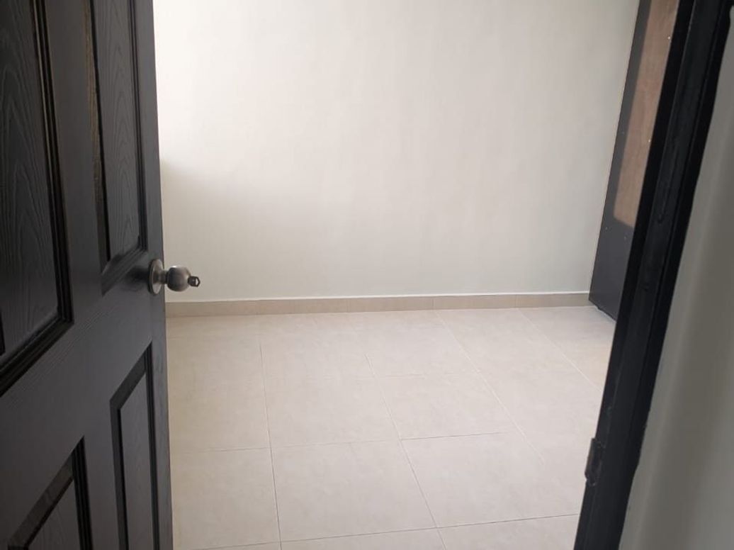 Apartamento de 3 alcobas en venta en Ismael Perdomo, Bogotá, 56 m² · foto 2 de 10