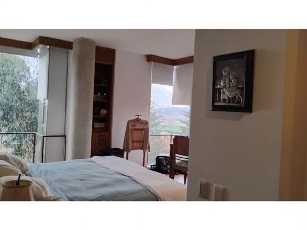 Apartamento de 2 alcobas en venta en Los Rosales, Bogotá, 150 m² · foto 19 de 20