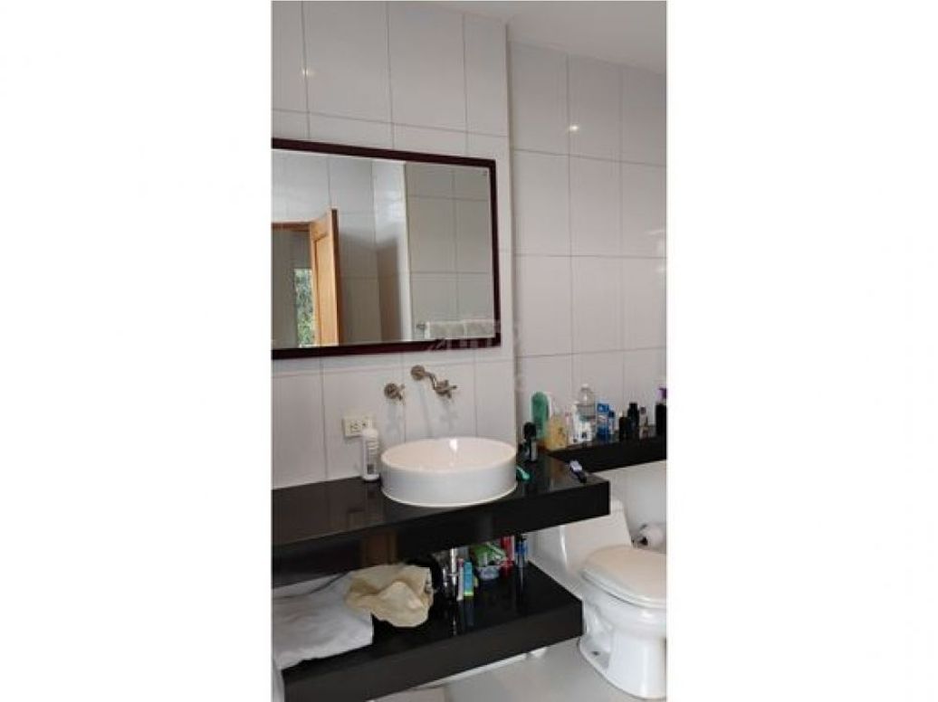 Apartamento de 2 alcobas en venta en Los Rosales, Bogotá, 150 m² · foto 6 de 20