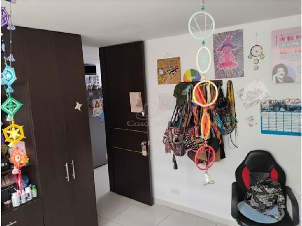 Apartamento de 3 alcobas en venta en Los Cerezos, Bogotá, 77 m² · foto 18 de 20