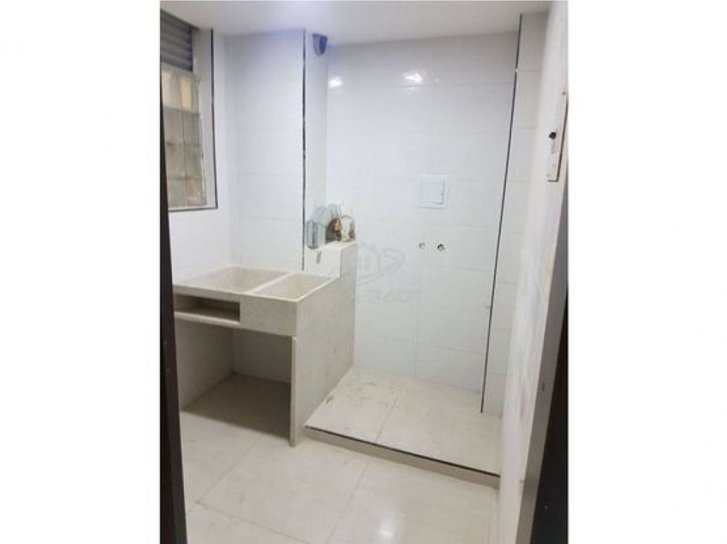 Apartamento de 3 alcobas en venta en Los Cerezos, Bogotá, 77 m² · foto 8 de 20