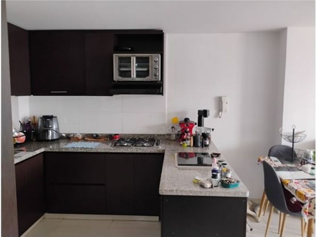 Apartamento de 3 alcobas en venta en Los Cerezos, Bogotá, 77 m² · foto 19 de 20