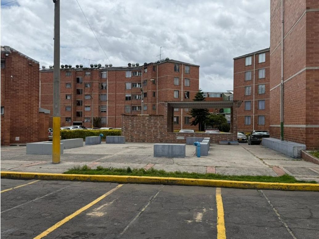 Apartamento de 3 alcobas en venta en El Tunal, Bogotá, 63 m² · foto 10 de 13