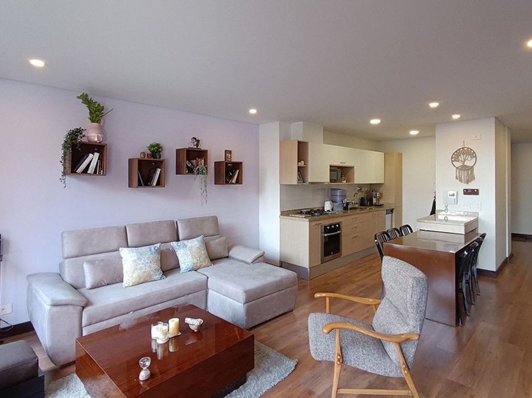 Apartamento de 2 alcobas en venta en Molinos Norte, Bogotá, 90 m² · foto 2 de 15