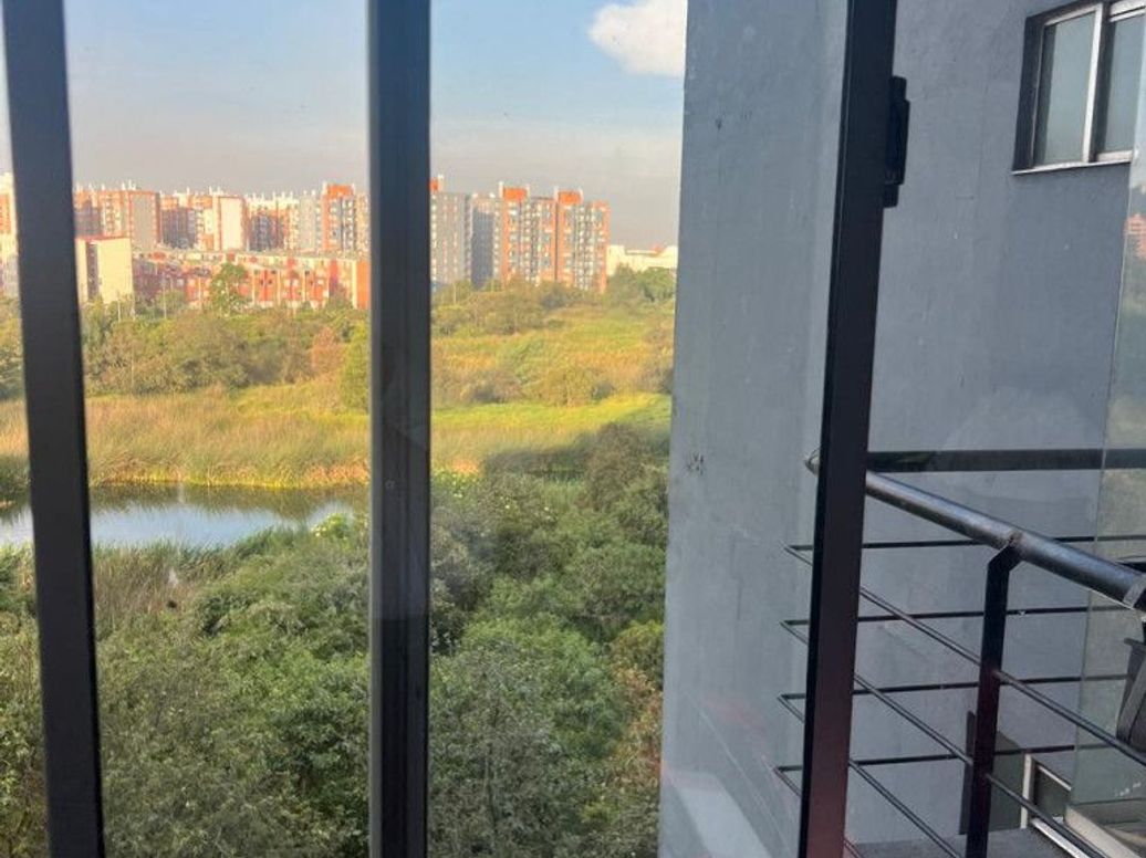 Apartamento de 3 alcobas en venta en Ub. Castilla, Bogotá, 59 m² · foto 3 de 20
