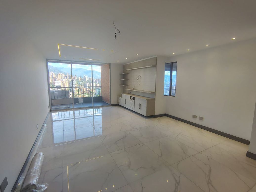 Apartamento en Arriendo en ASOMADERA NO. 2, Buenos Aires, Medellín en Asomadera No 2