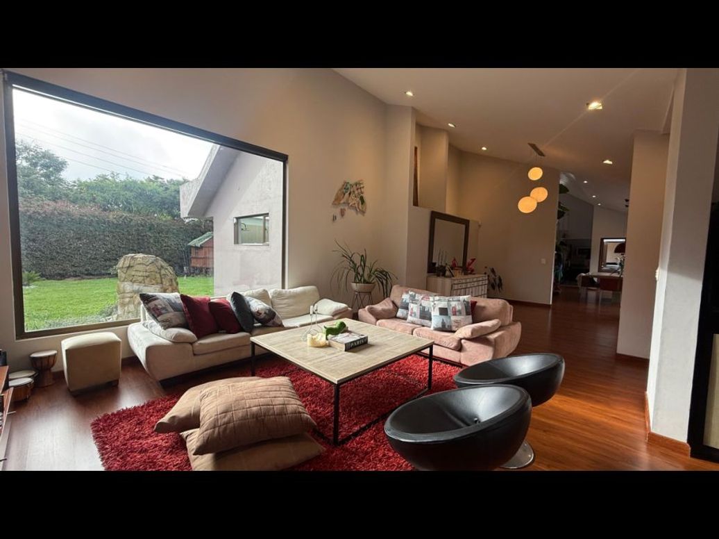 Casa de 4 alcobas en venta en Guaymaral, Bogotá, 430 m² · foto 13 de 16