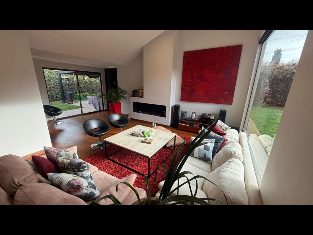 Casa de 4 alcobas en venta en Guaymaral, Bogotá, 430 m² · foto 5 de 16