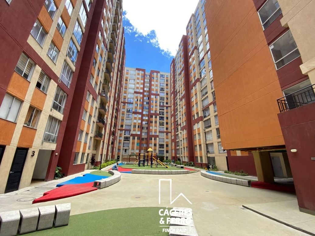 Apartamento de 2 alcobas en venta en Fontibón Centro, Bogotá, 45 m² · foto 3 de 19