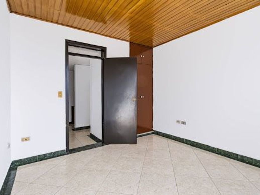 Apartaestudio en venta en Normandía, Bogotá, 44 m² · foto 18 de 20