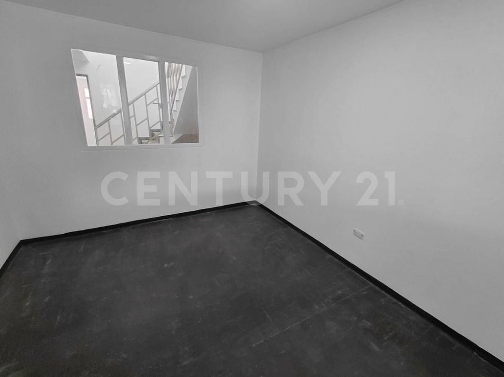 Casa de 8 alcobas en venta en Nuevo Muzu, Bogotá, 350 m² · foto 3 de 20