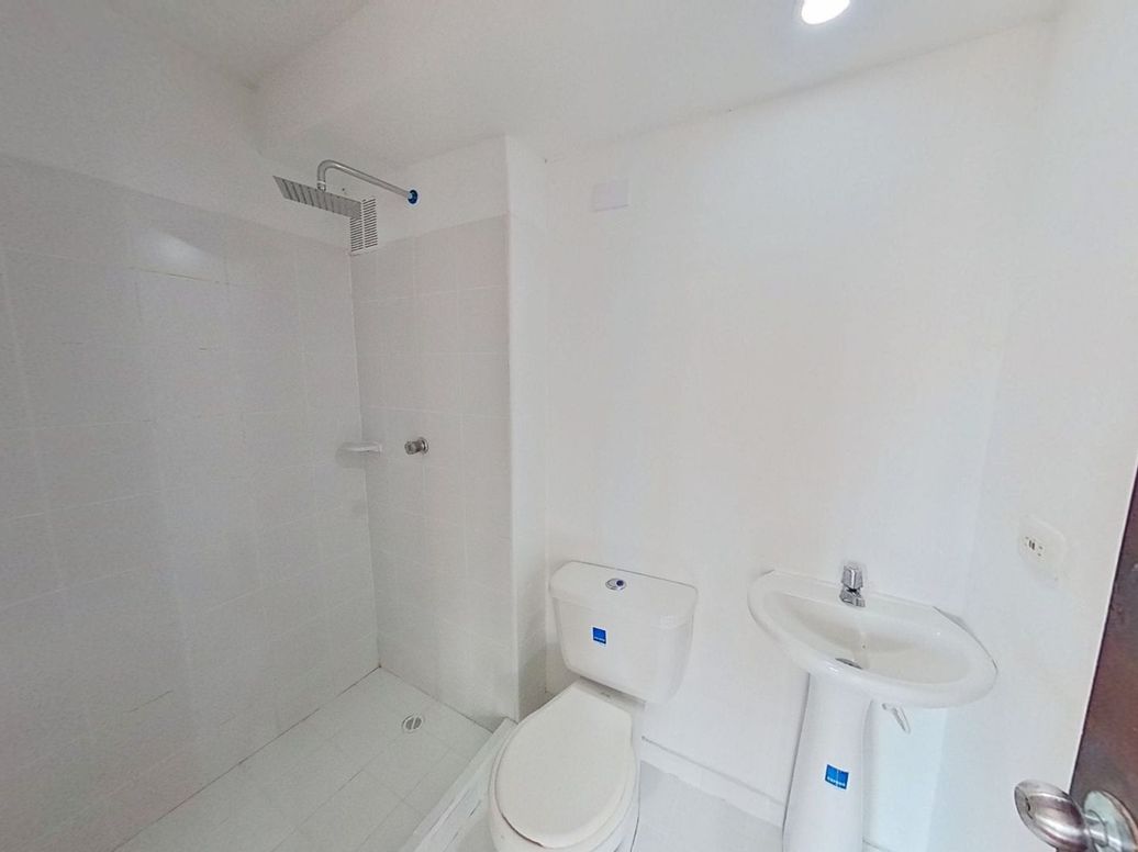 Apartamento de 3 alcobas en venta en San Bernardino, Bogotá, 48 m² · foto 2 de 17